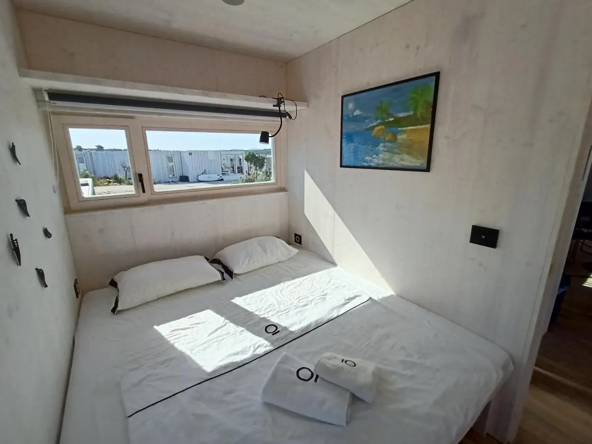 Buqez Resort, Vila 51 ドラゲ 別荘